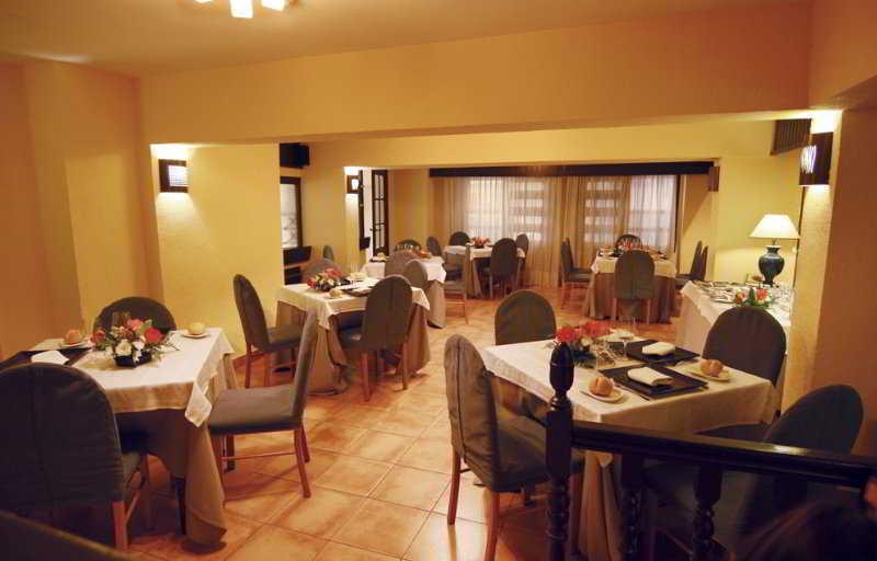 Hotel Alcántara Caces Kültér fotó