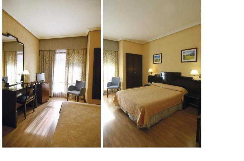 Hotel Alcántara Caces Kültér fotó